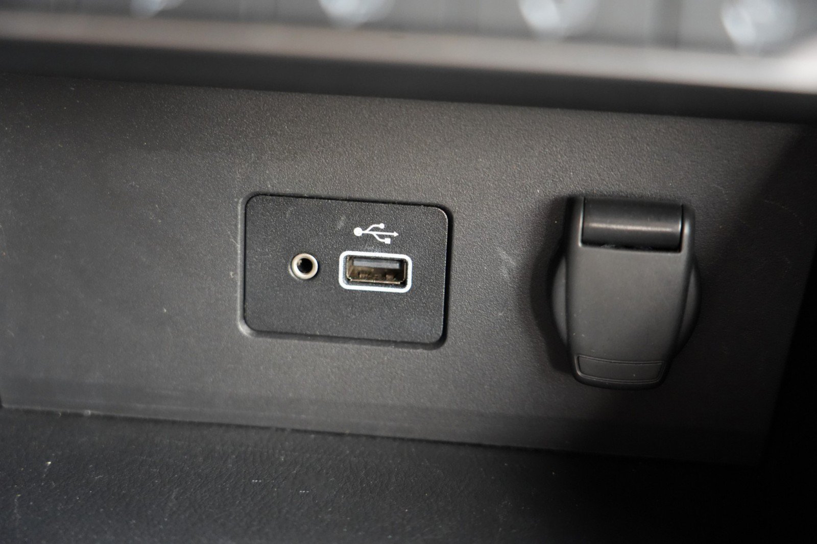 Used 2022 Nissan Sentra S w/ Trunk Package FWD image 25