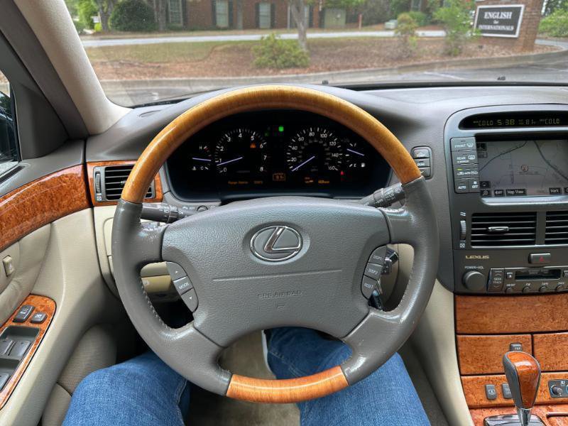 Used 2005 Lexus LS 430 RWD image 27