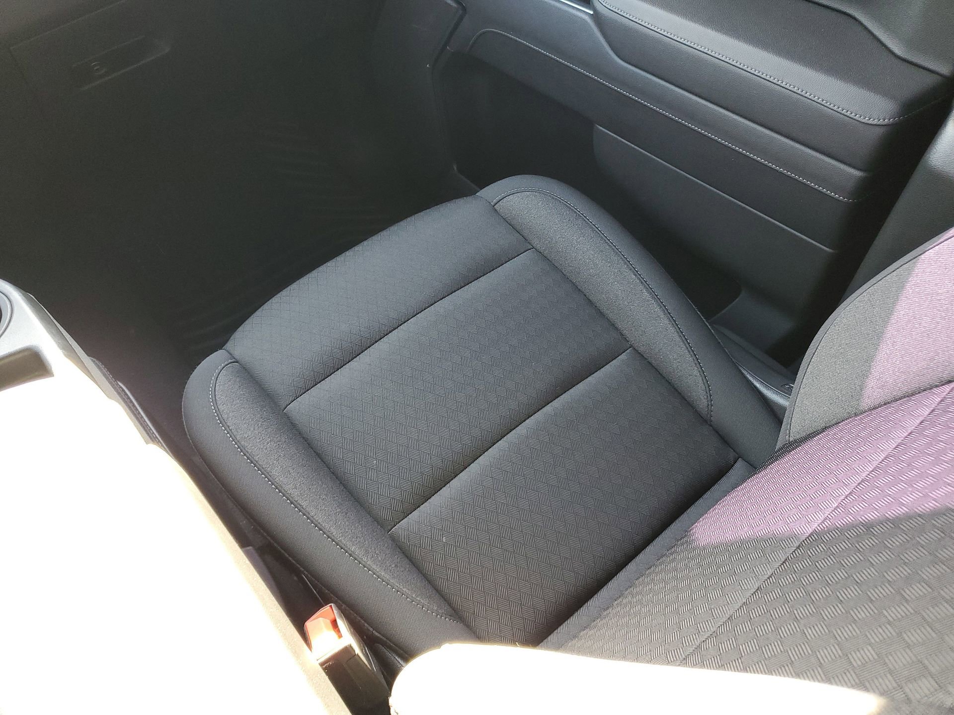 Used 2023 GMC Sierra 1500 Elevation image 15