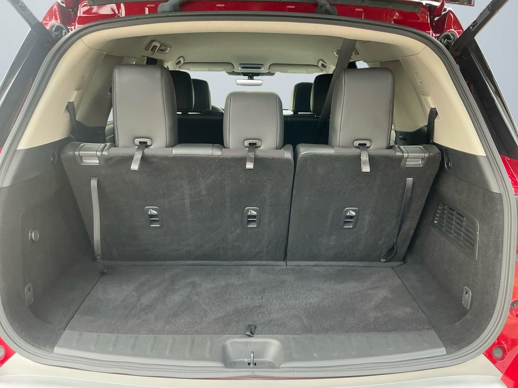 Used 2024 Nissan Pathfinder SL image 17