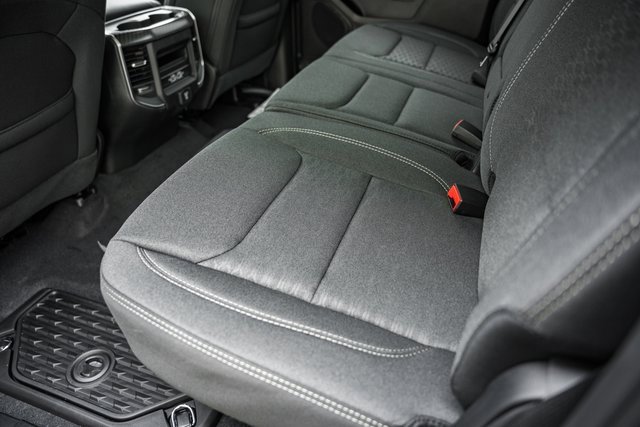 New 2026 RAM 1500 4x4 Crew Cab image 32