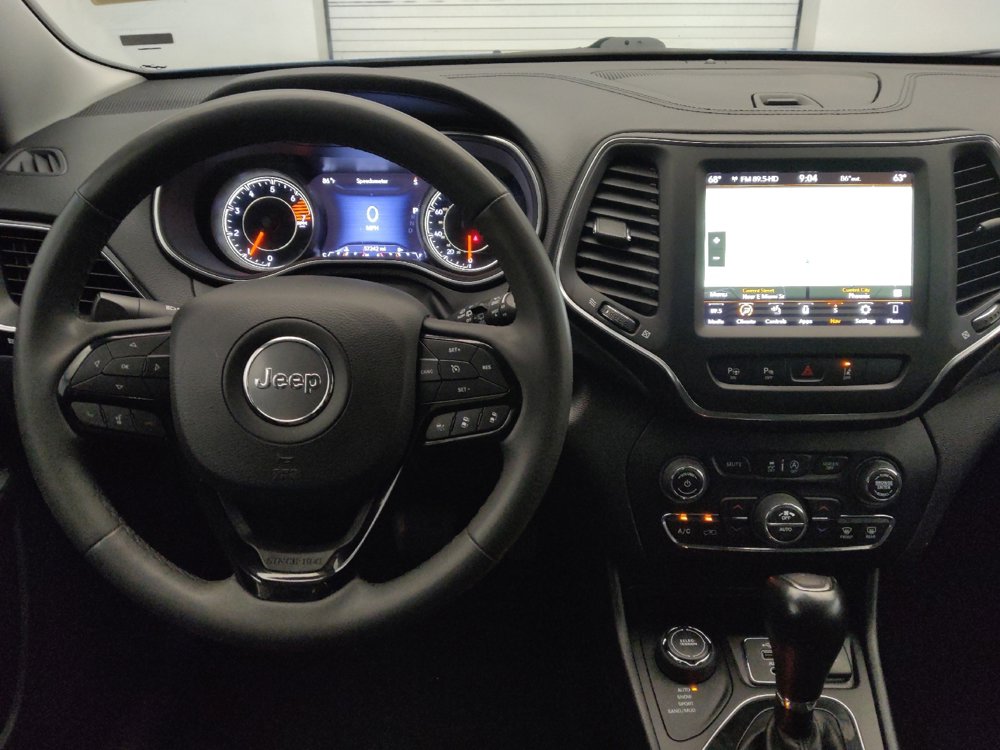 Used 2023 Jeep Cherokee Altitude Lux image 22