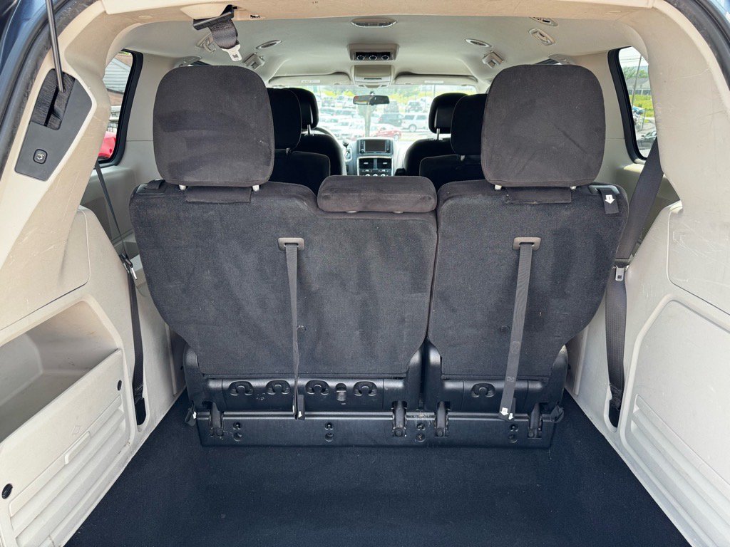 Used 2014 Dodge Grand Caravan SXT w/ Security Group FWD image 20