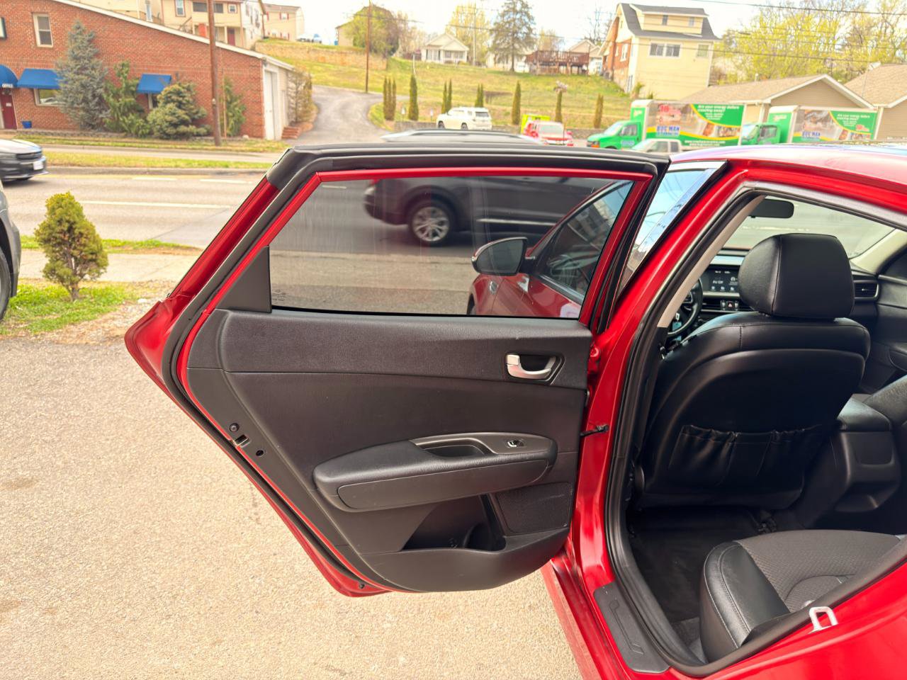 Used 2018 Kia Optima S w/ Panoramic Sunroof Package image 12