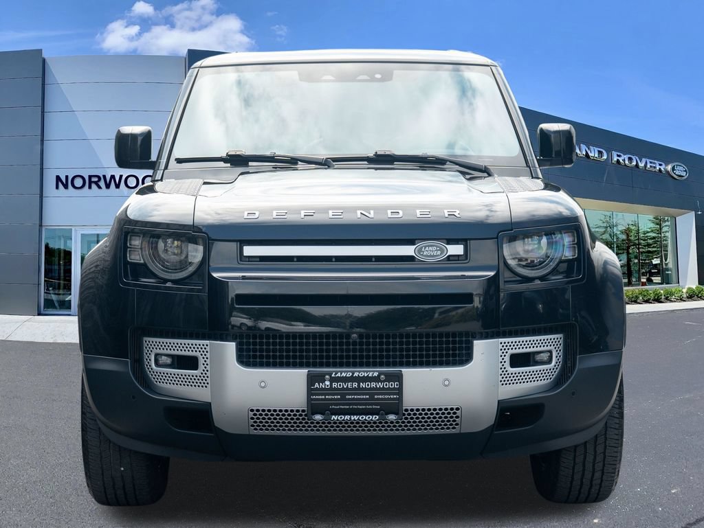 Used 2020 Land Rover Defender 110 SE AWD/4WD image 2