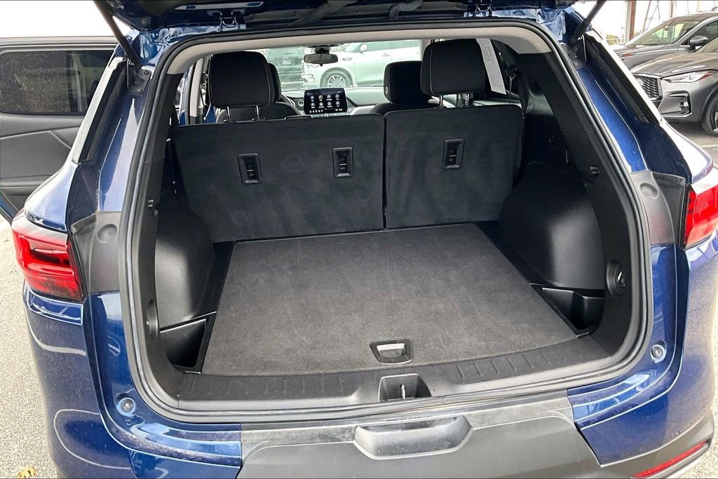 Used 2023 Chevrolet Blazer LT image 47