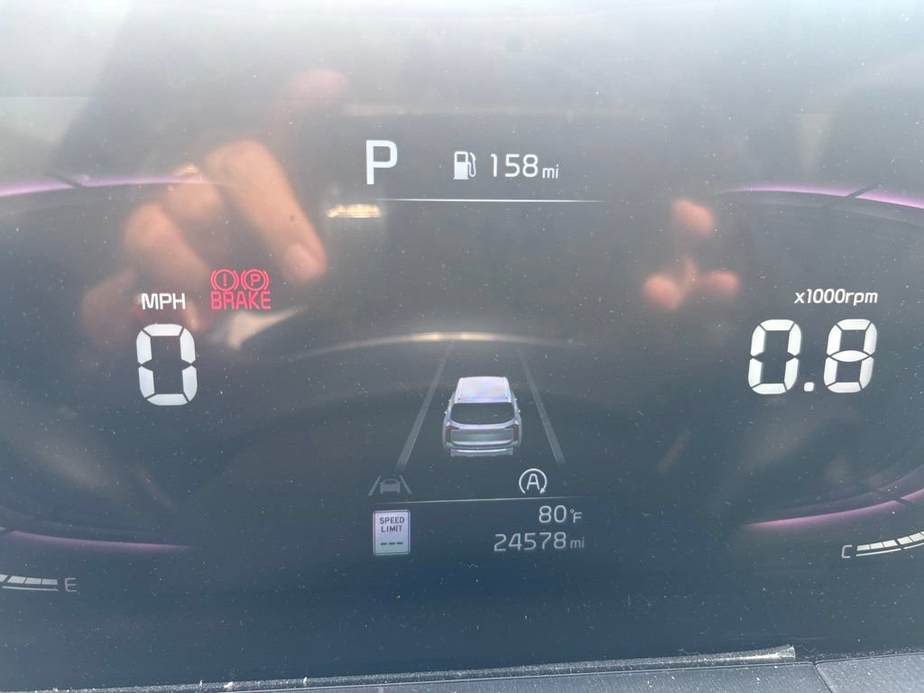 Used 2023 Kia Telluride LX AWD/4WD image 15