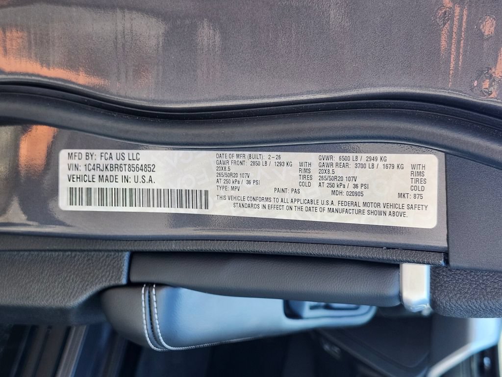 Used 2026 Jeep Grand Cherokee L Limited w/ Limited Altitude Package AWD/4WD image 38