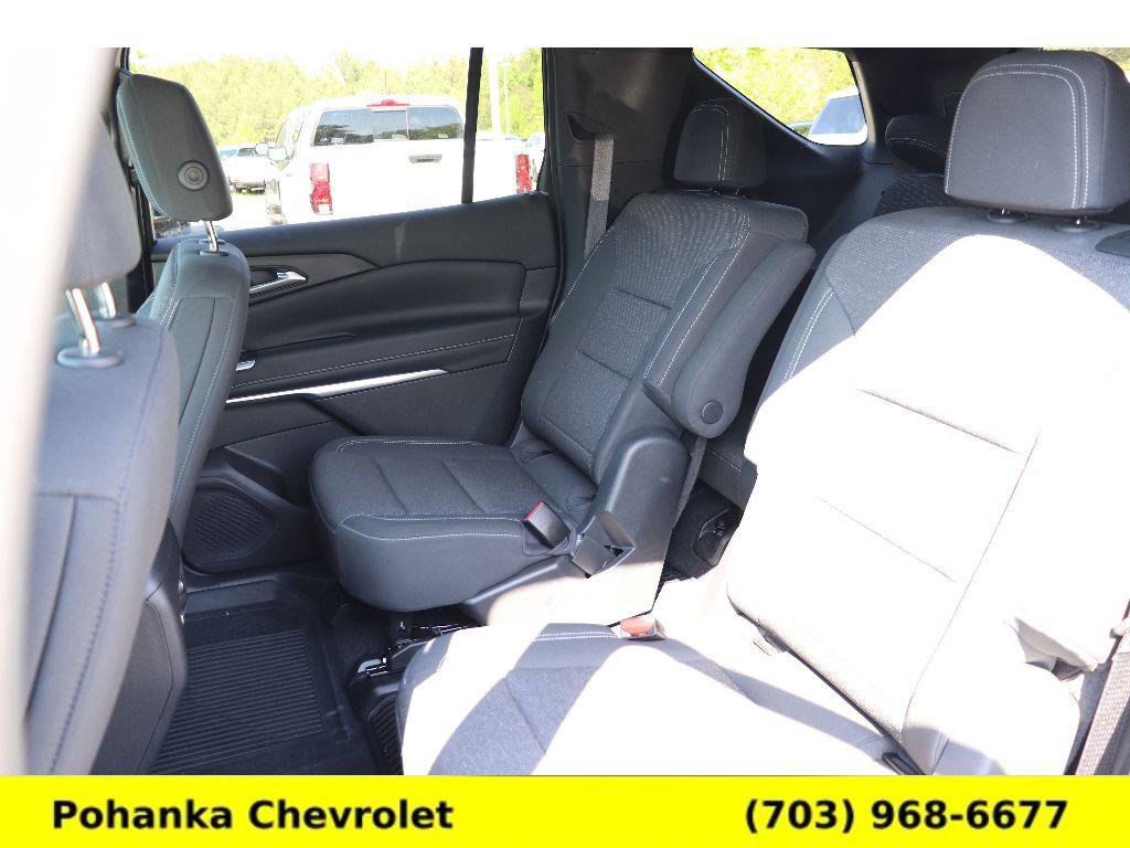 Certified 2025 Chevrolet Traverse LT w/ LPO, Floor Liner Package AWD/4WD image 23
