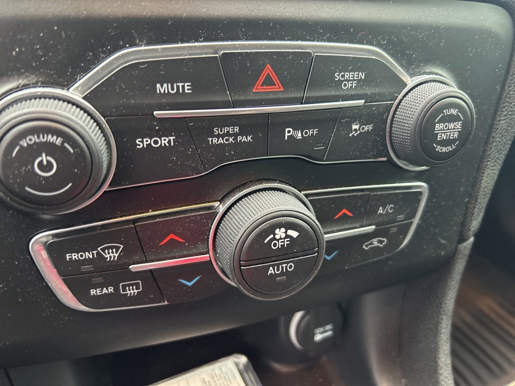 Certified 2023 Dodge Charger SXT w/ Blacktop Package image 9