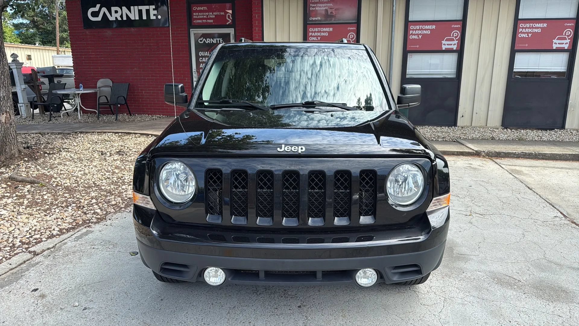 Used 2015 Jeep Patriot High Altitude AWD/4WD image 2