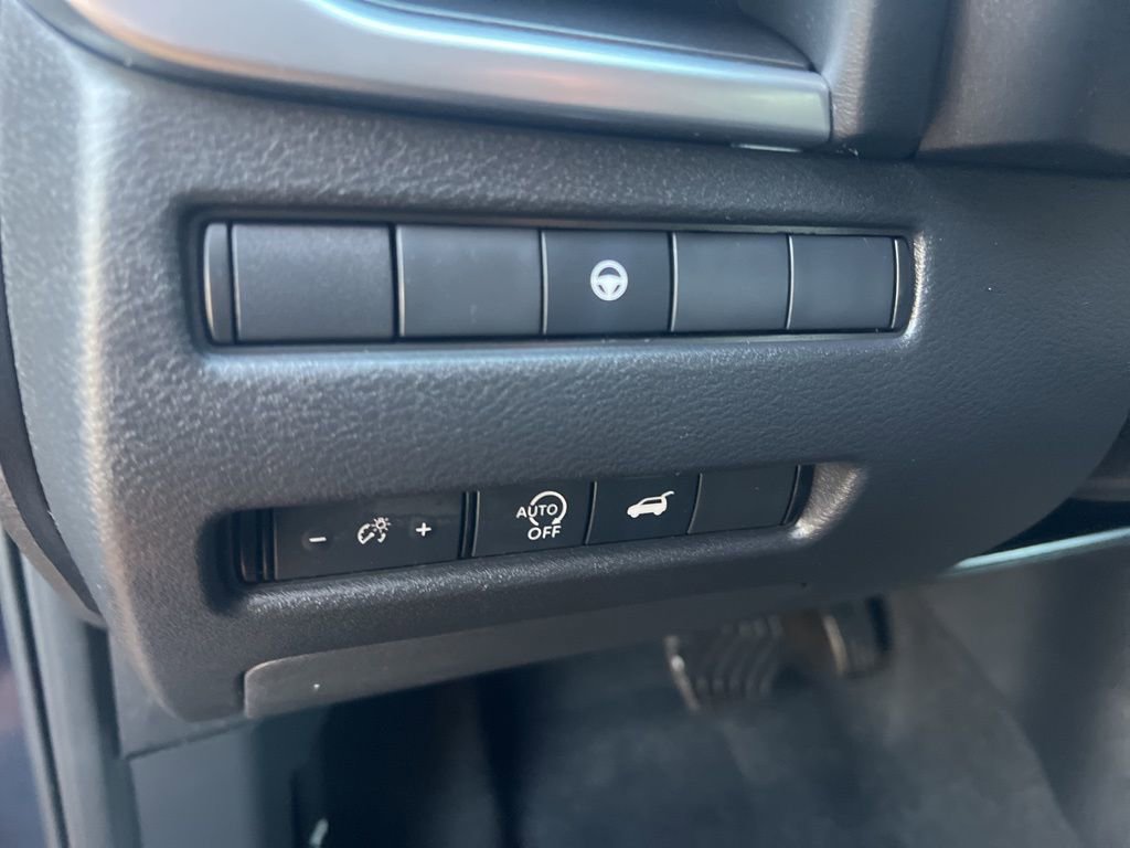 Certified 2024 Nissan Rogue SV image 52