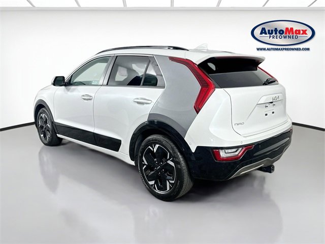Used 2023 Kia Niro Wave w/ Wave Preserve Package image 6