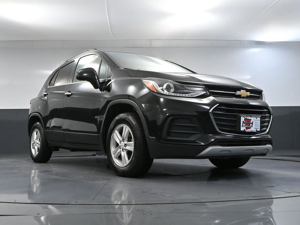 Used 2020 Chevrolet Trax LT w/ LT Convenience Package image 48