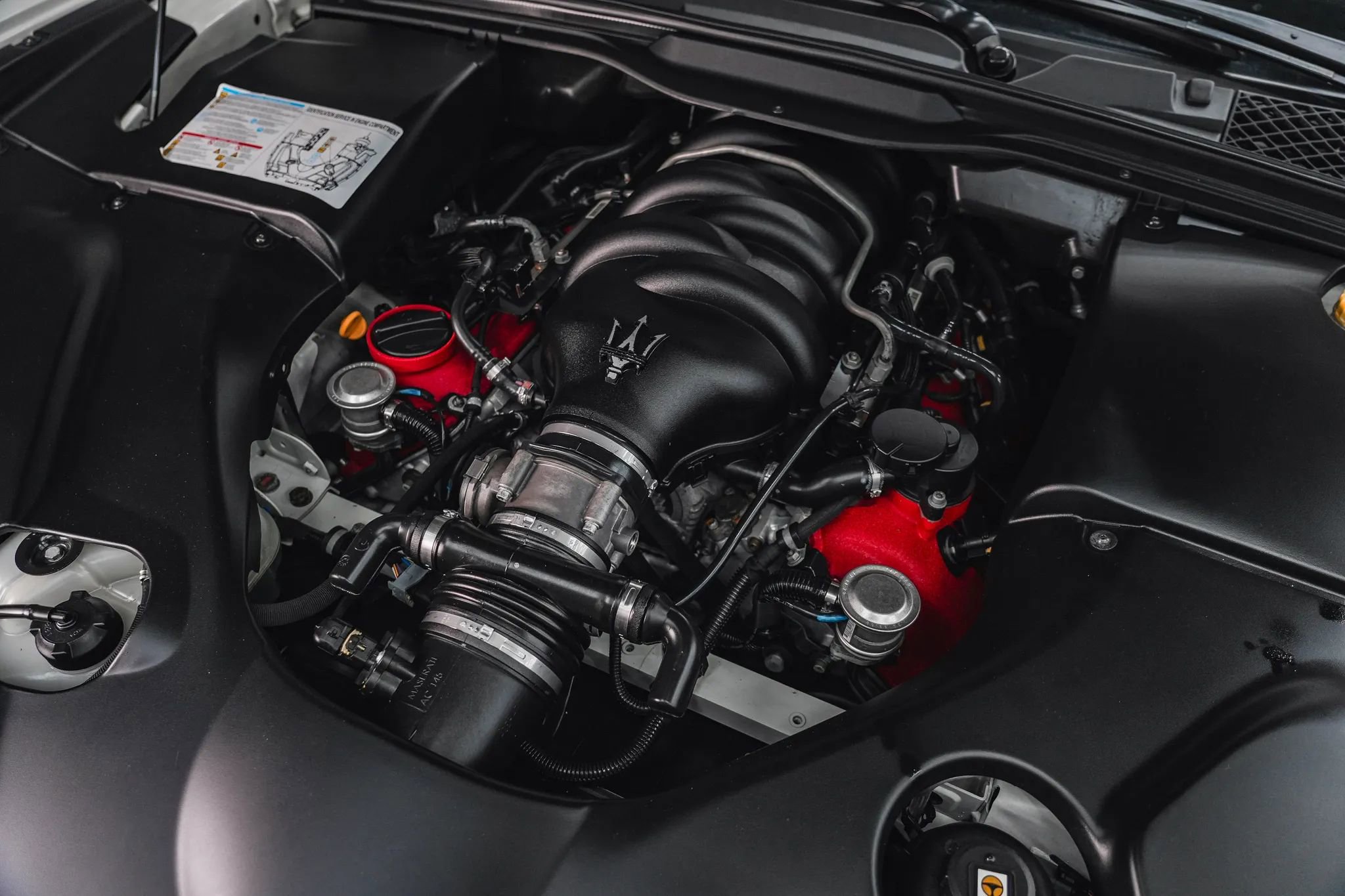 Used 2015 Maserati GranTurismo Sport image 64