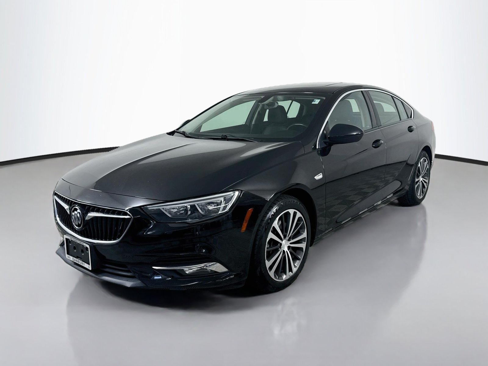 Used 2018 Buick Regal Essence w/ Sights and Sounds Package