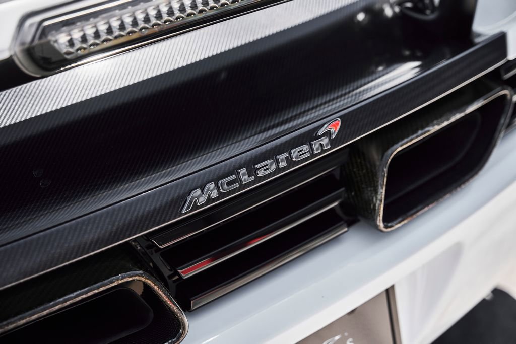 Used 2012 McLaren MP4-12C Coupe RWD image 15