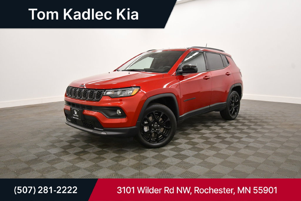 Used 2026 Jeep Compass Latitude AWD/4WD image 1