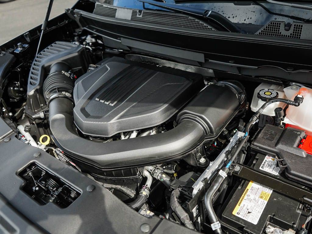 New 2026 Chevrolet Traverse RS w/ LPO, Floor Liner Package AWD/4WD image 7
