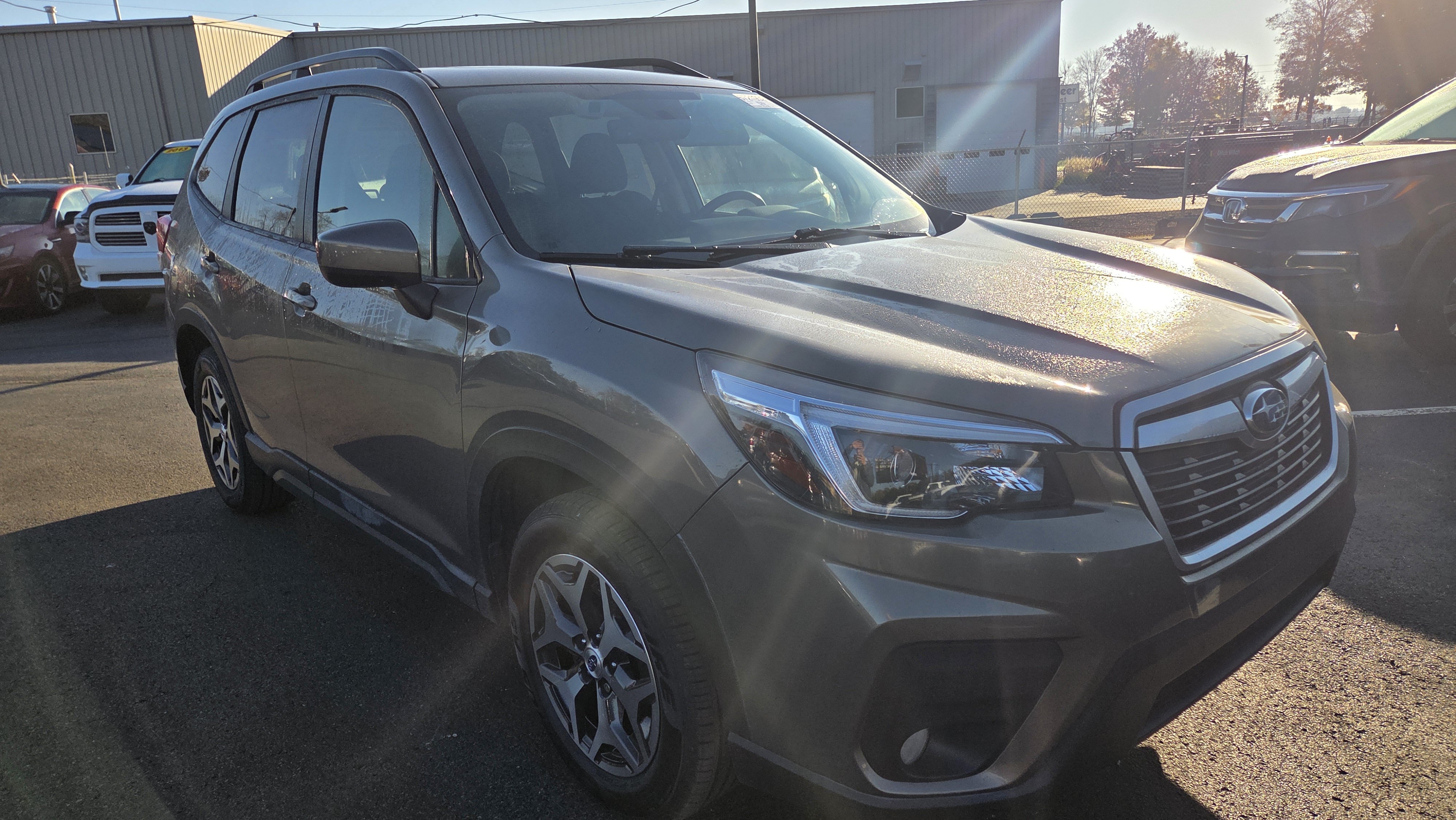 Used 2021 Subaru Forester Premium AWD/4WD image 3