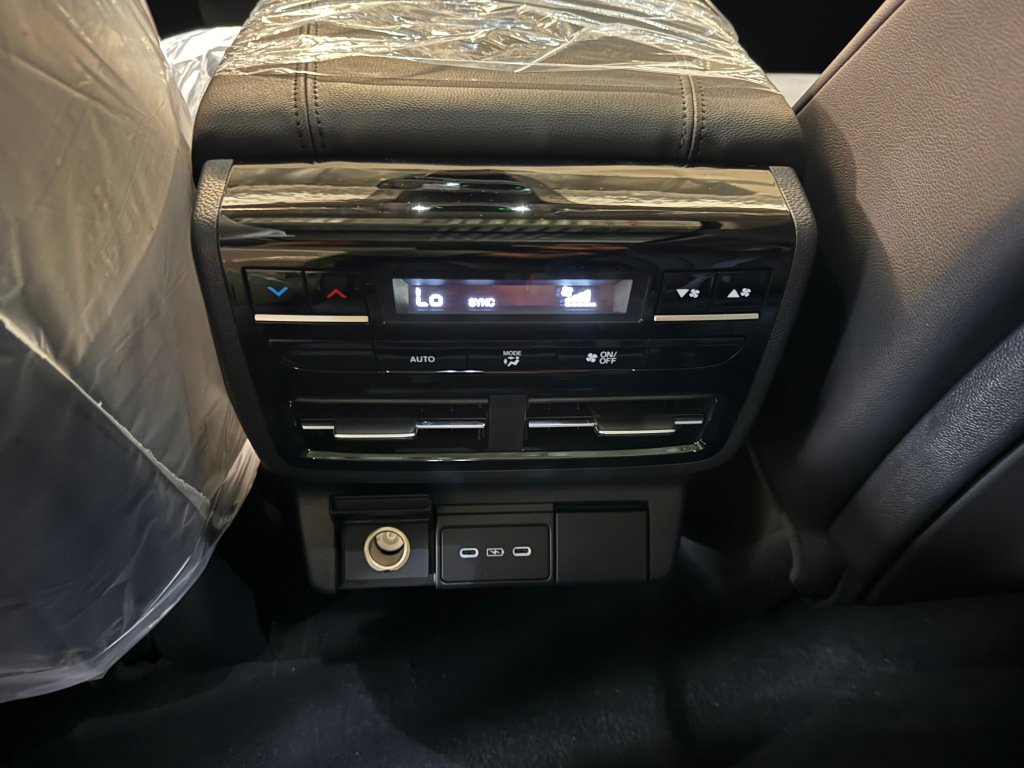 New 2026 Acura MDX SH-AWD image 22