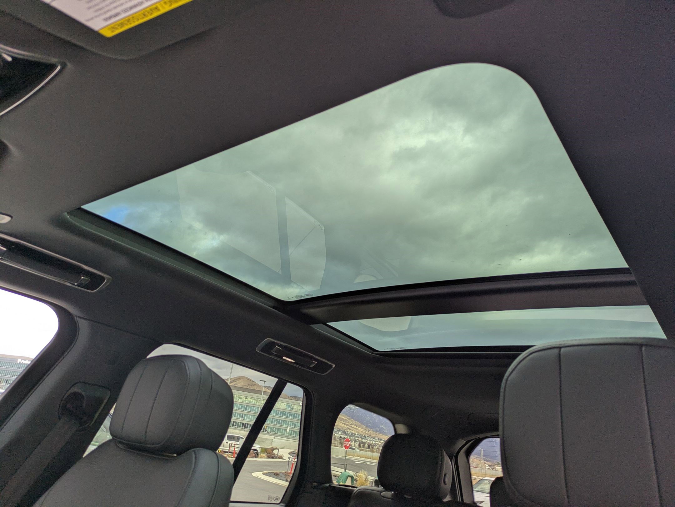 Certified 2023 Land Rover Range Rover SE image 23