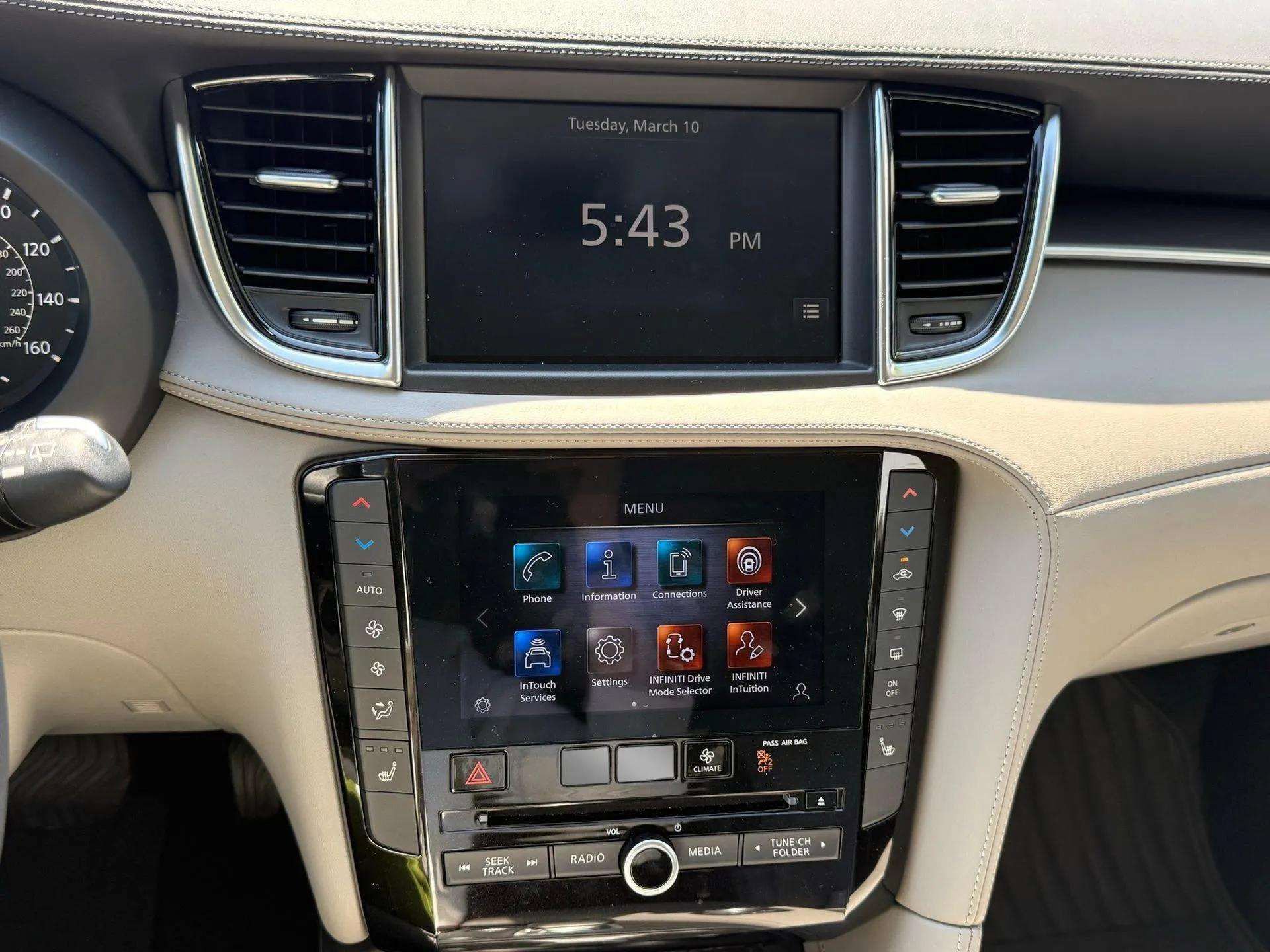 Used 2023 INFINITI QX50 Luxe image 41