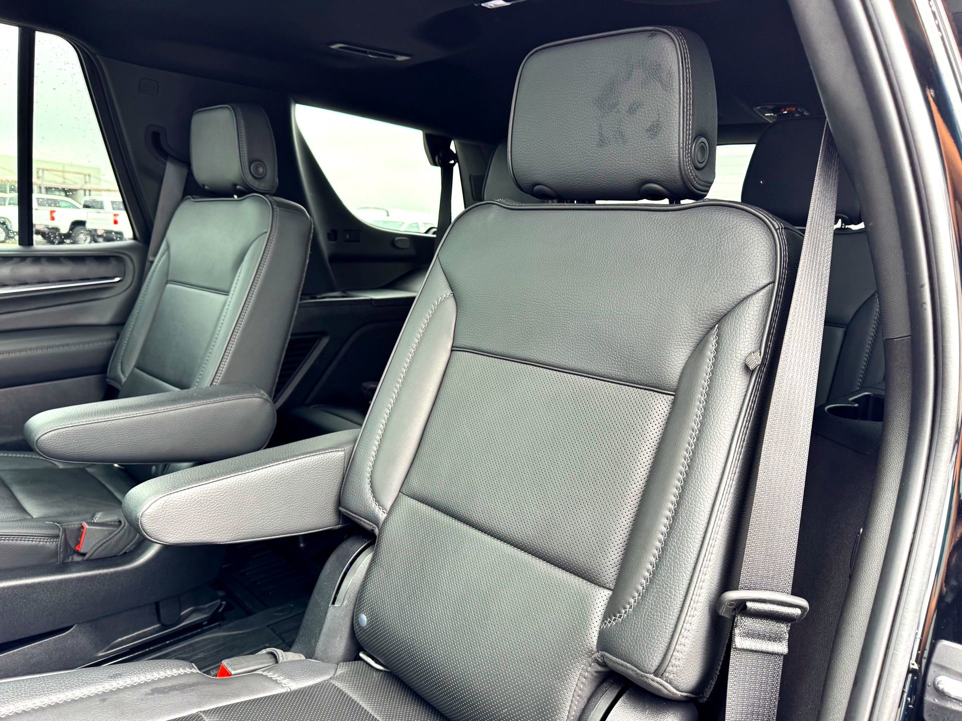 Used 2021 GMC Yukon Denali w/ Denali Premium Package RWD image 19