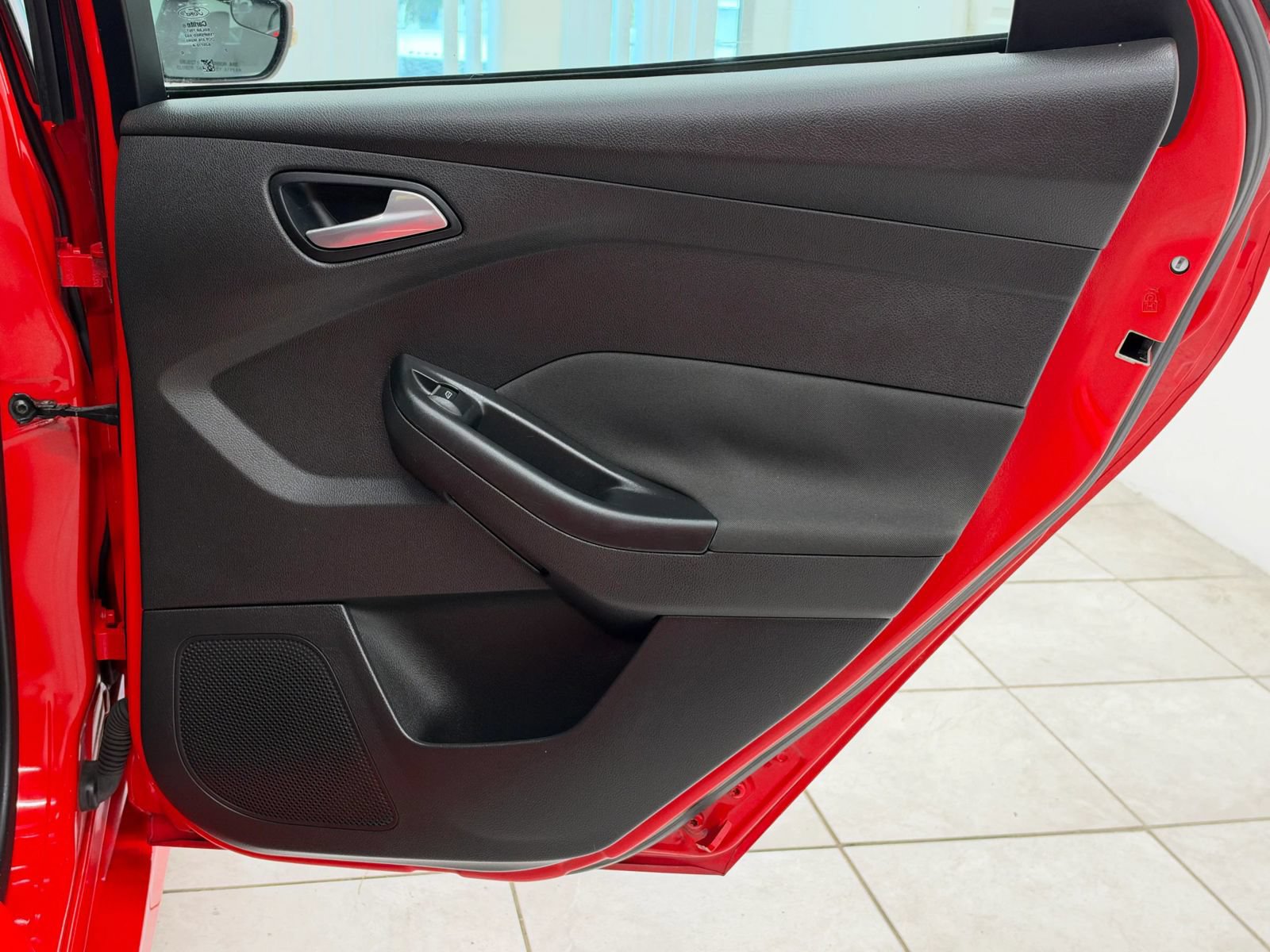 Used 2017 Ford Focus ST FWD image 19