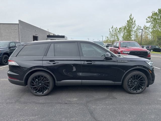Used 2023 Lincoln Aviator Reserve w/ Class IV Trailer Tow Package AWD/4WD image 7
