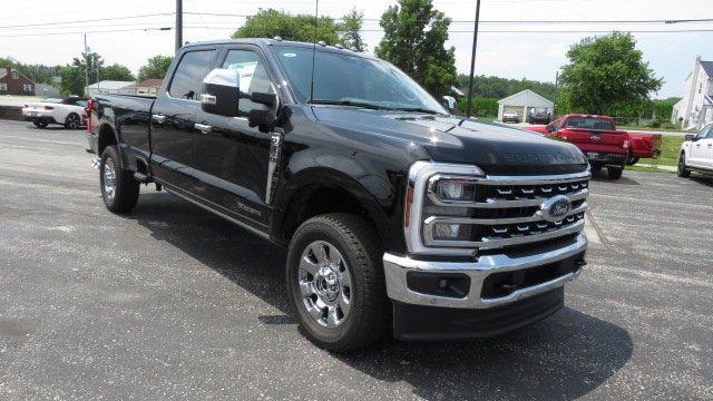 New 2025 Ford F350 Lariat w/ Lariat Ultimate Package