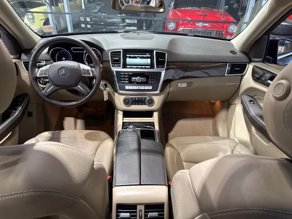Used 2014 Mercedes-Benz ML 350 BlueTEC 4MATIC image 27