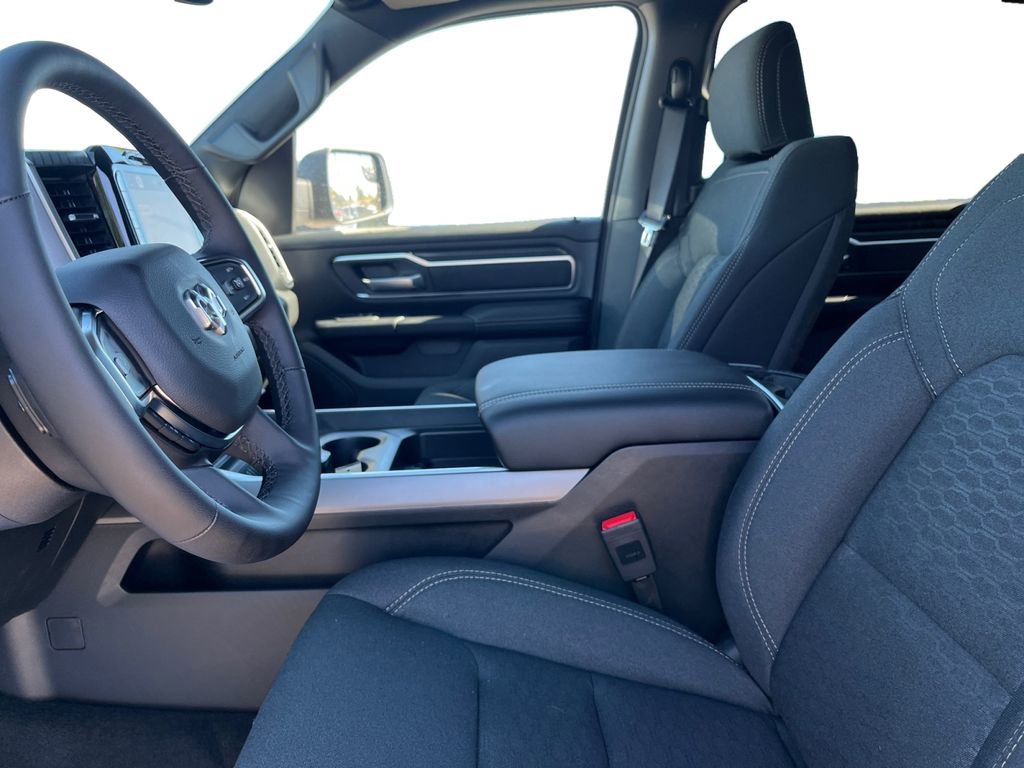 New 2026 RAM 1500 4x4 Crew Cab image 19