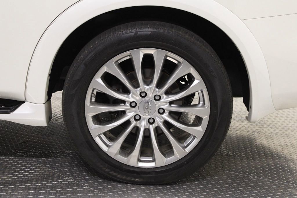 Used 2016 INFINITI QX80 4WD w/ 22" Wheel Package image 14