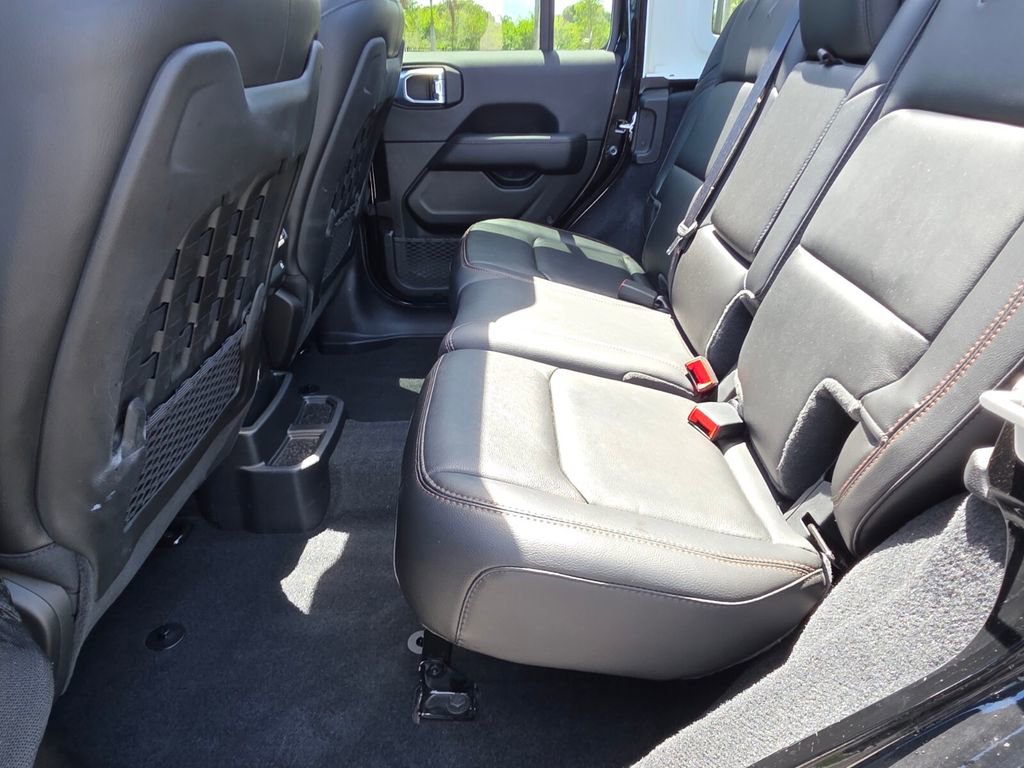 Used 2021 Jeep Wrangler Unlimited Rubicon w/ Trailer Tow Package image 18