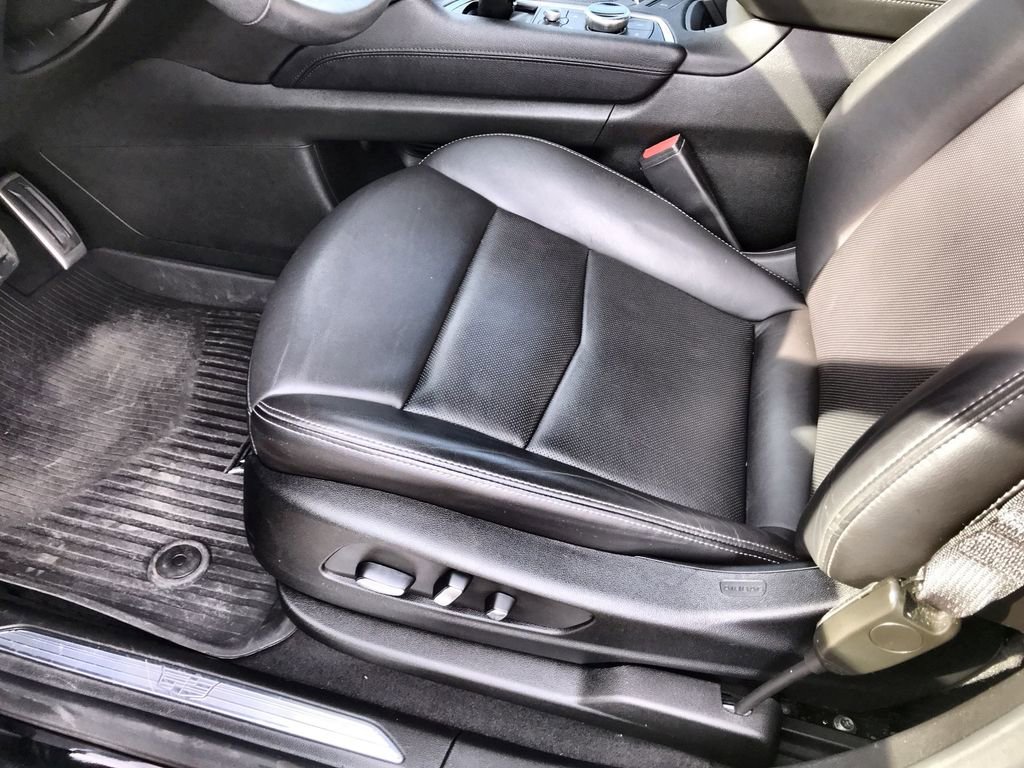 Used 2024 Cadillac XT5 Sportv w/ LPO, Floor Liner Package image 12