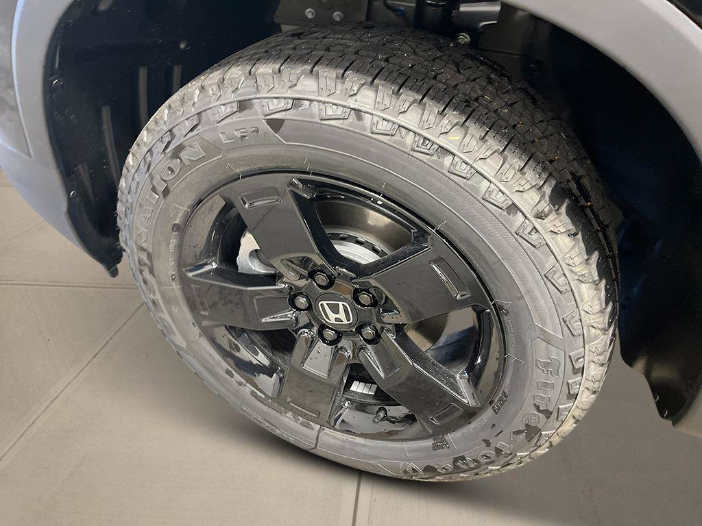 New 2026 Honda Ridgeline Black Edition image 11