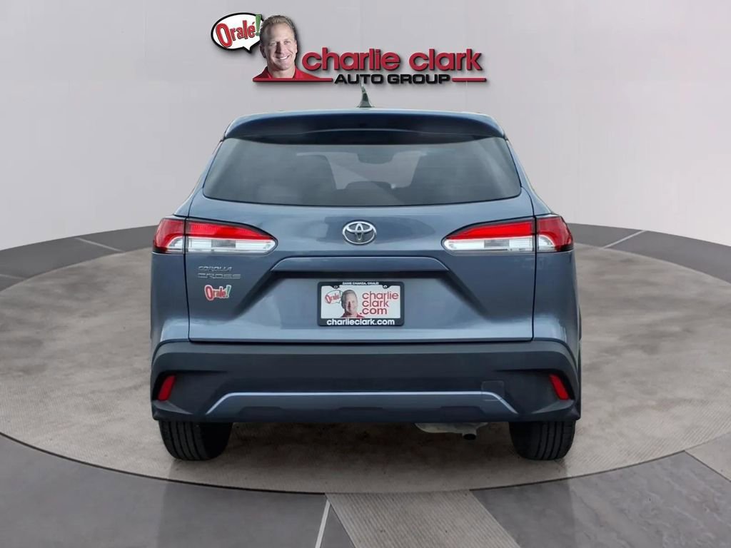 Used 2022 Toyota Corolla Cross L FWD image 4