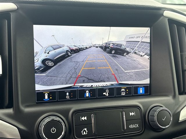 Certified 2024 GMC Terrain SLT w/ Infotainment Package II image 15