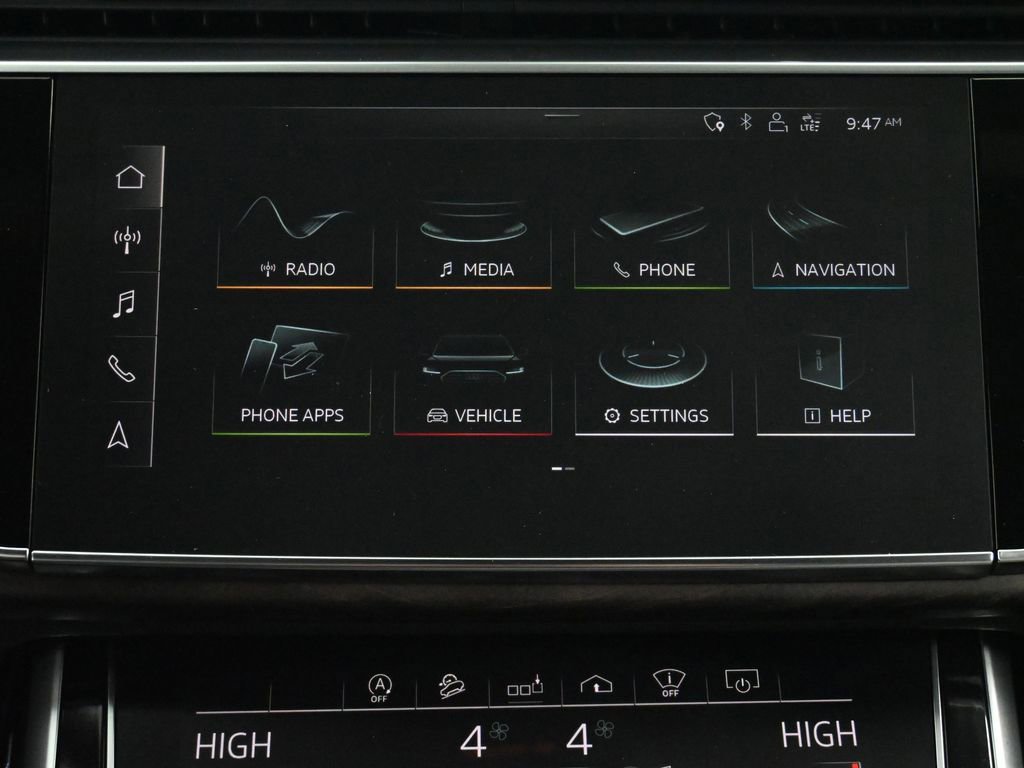 Used 2020 Audi Q8 Prestige w/ Prestige Package image 30