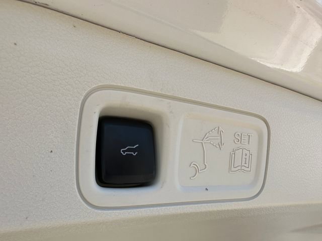 Used 2024 Lincoln Navigator Black Label image 16