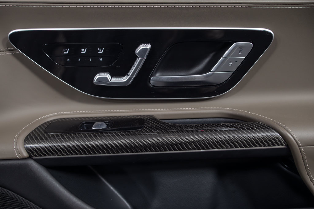 Used 2022 Mercedes-Benz SL 63 AMG 4MATIC image 31