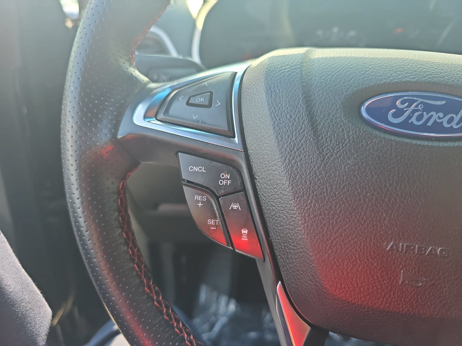 Used 2020 Ford Edge ST-Line FWD image 17