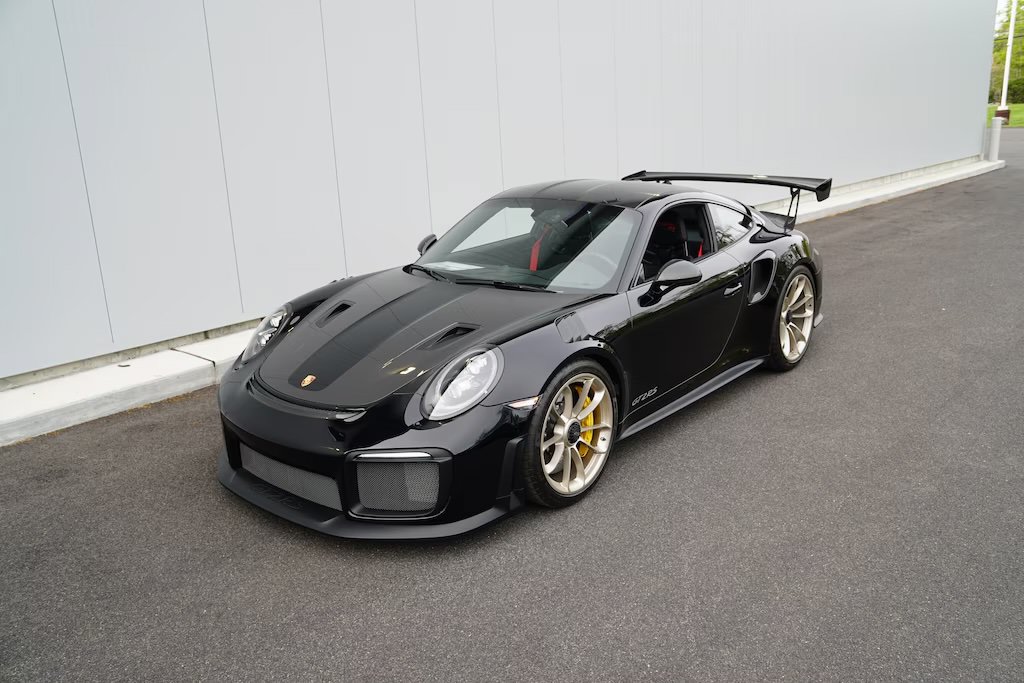 Used 2019 Porsche 911 GT2 RS RWD image 5