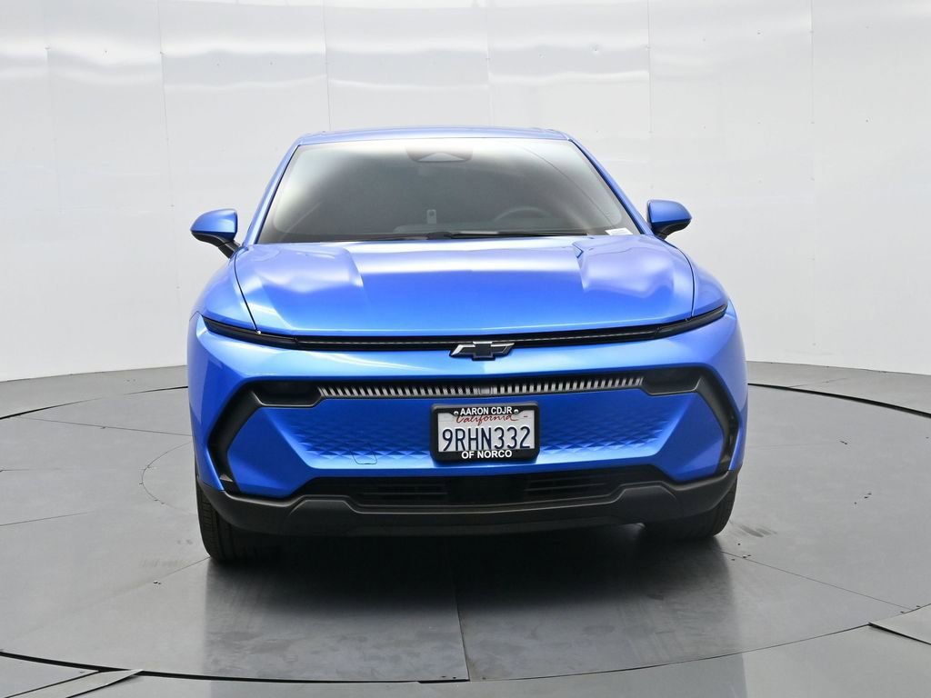 Used 2025 Chevrolet Equinox EV LT image 3