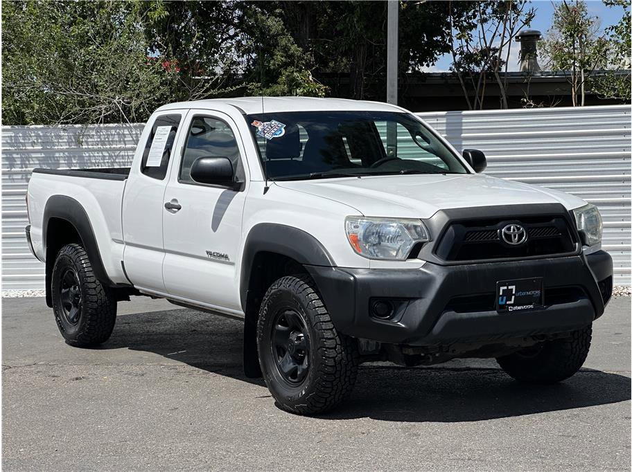 Used 2015 Toyota Tacoma 4x4 Access Cab V6 w/ Convenience Package image 8