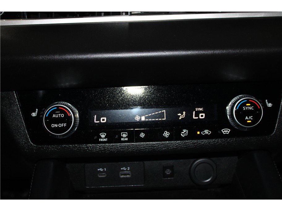Used 2024 Mitsubishi Outlander Ralliart image 35