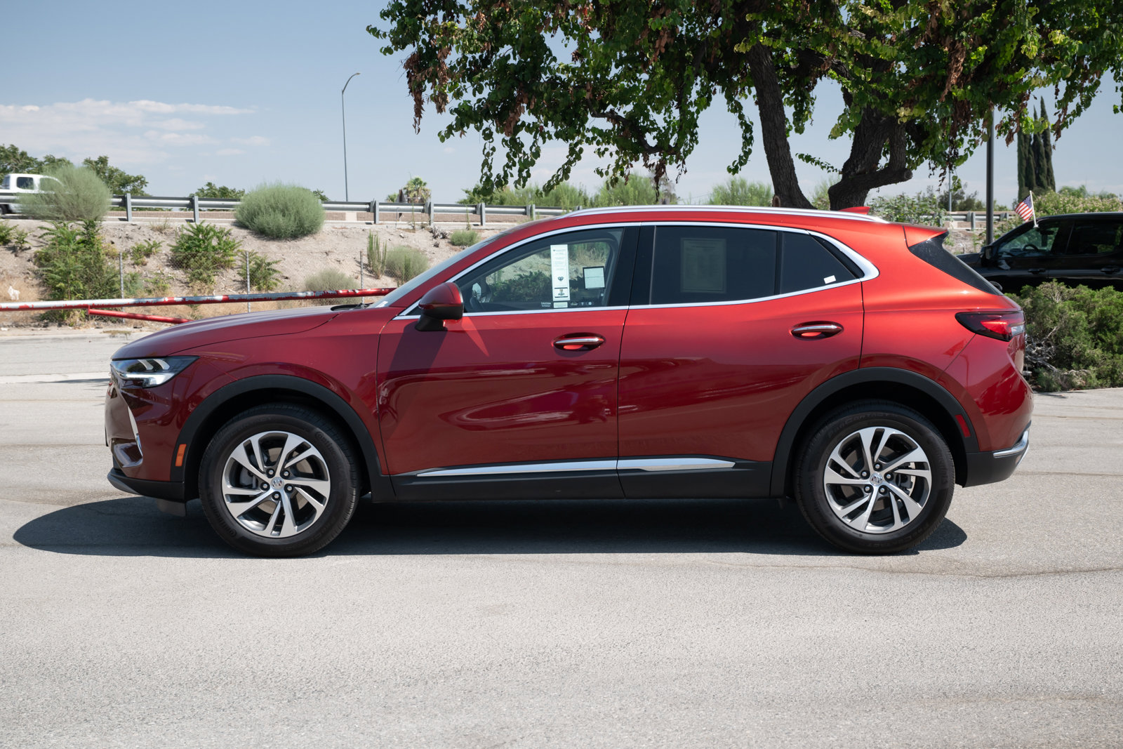 Used 2023 Buick Envision Essence image 7