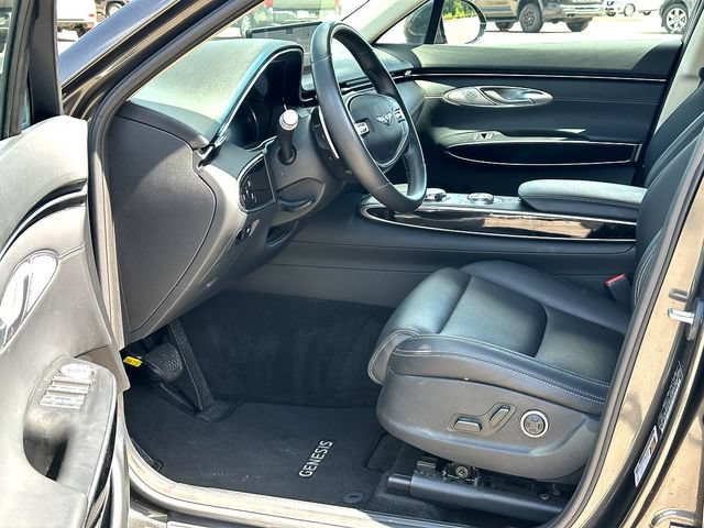 Used 2025 Genesis GV70 2.5T AWD/4WD image 10