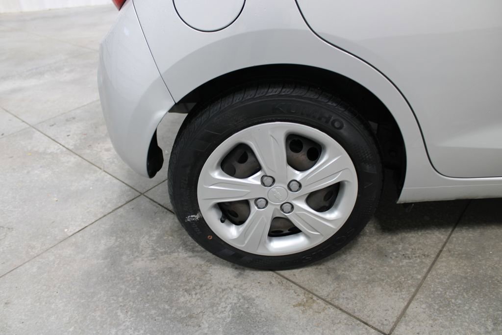 Used 2021 Chevrolet Spark LS image 32